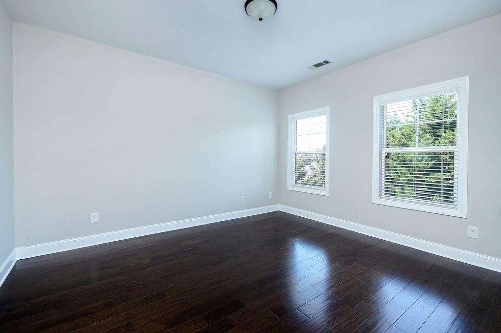 1265 Linden Court Ne - Photo 13