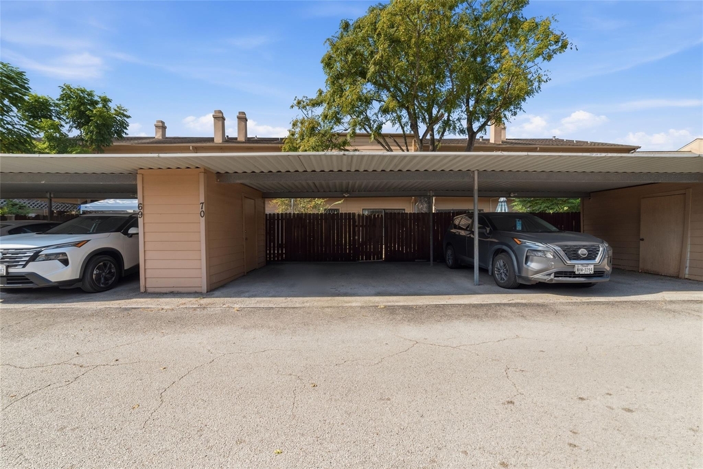 7700 Creekbend Drive - Photo 23