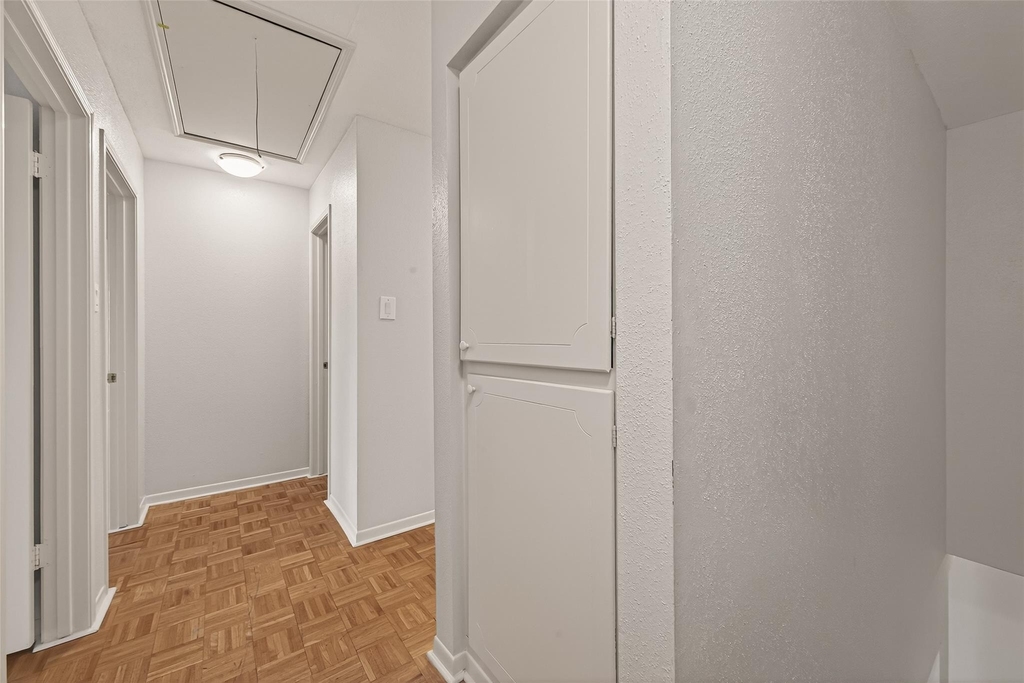 6404 Burgoyne Road - Photo 26