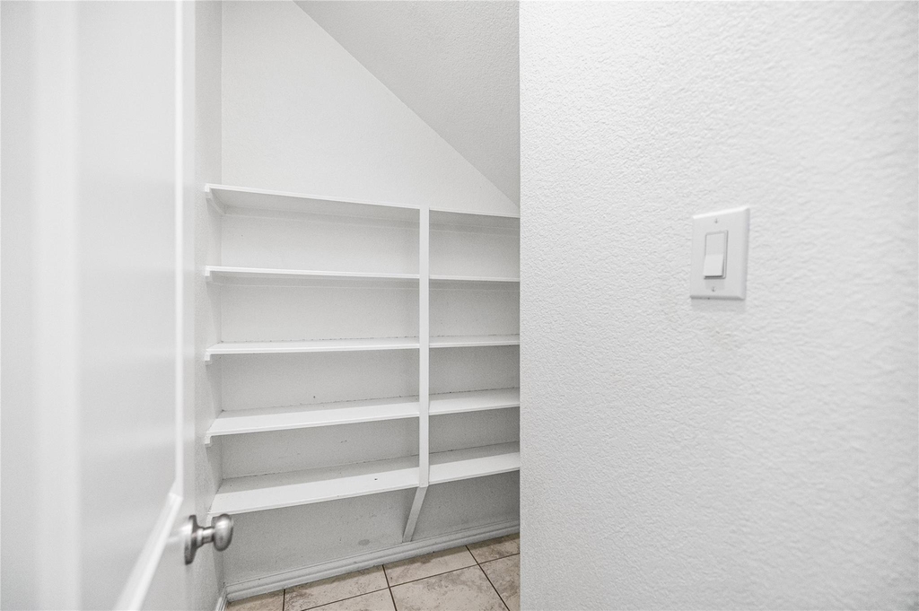219 Club Crest Lane - Photo 12