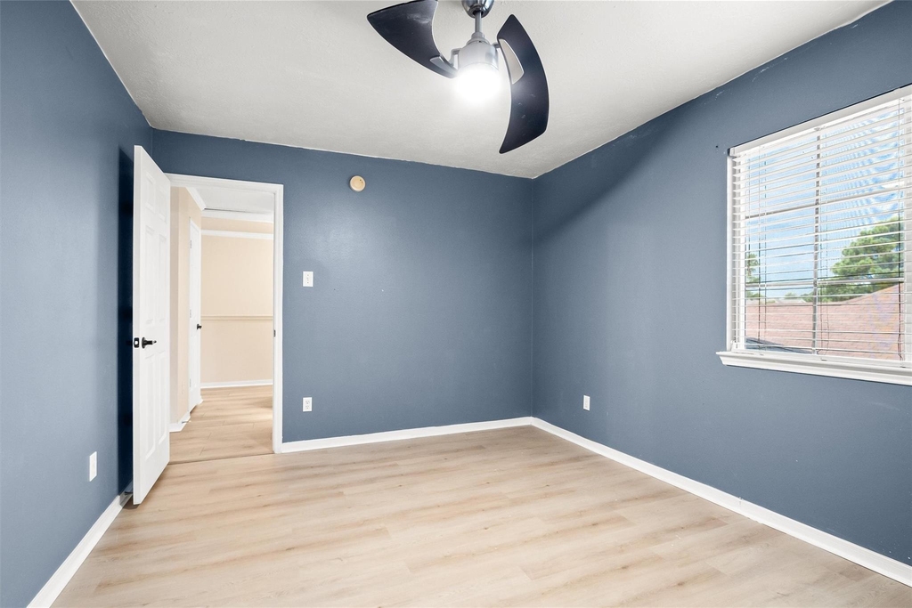 21930 Holly Branch Drive - Photo 29