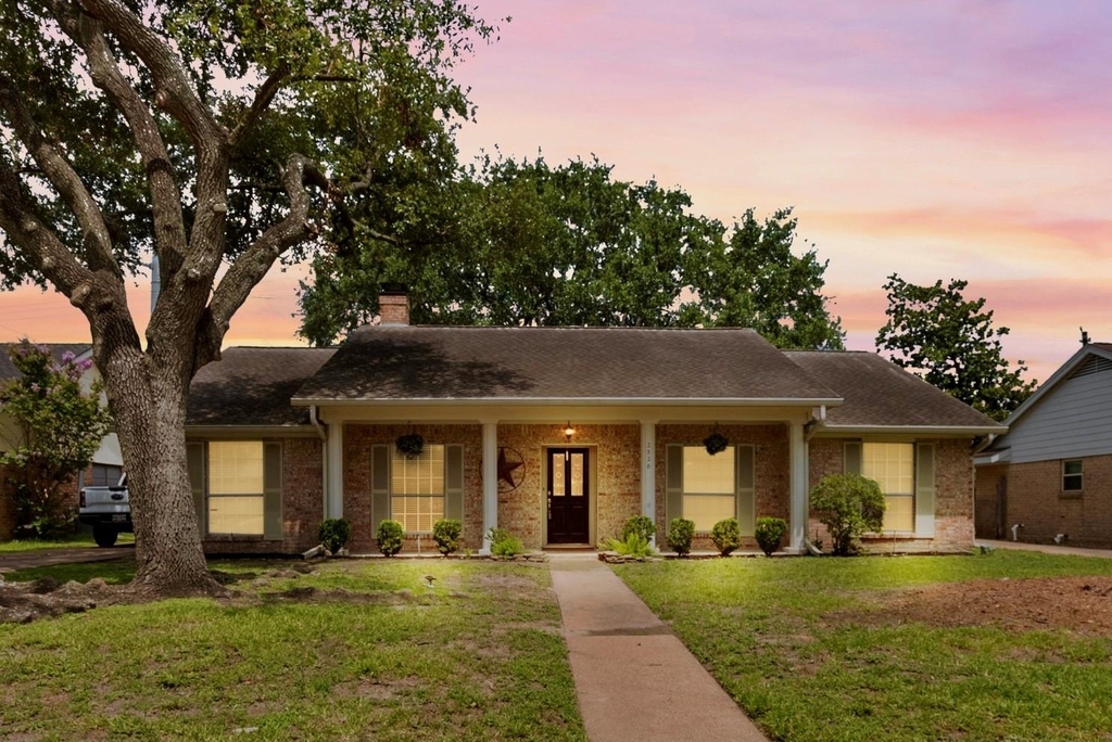 2526 Palo Pinto Drive - Photo 0