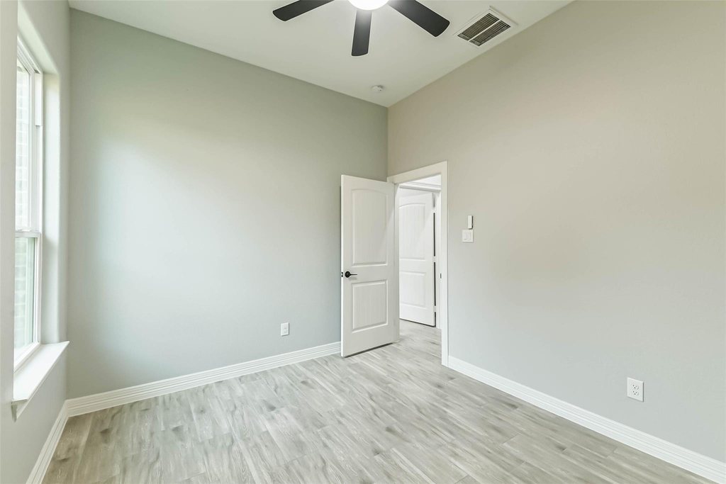 15998 Holly Street - Photo 27