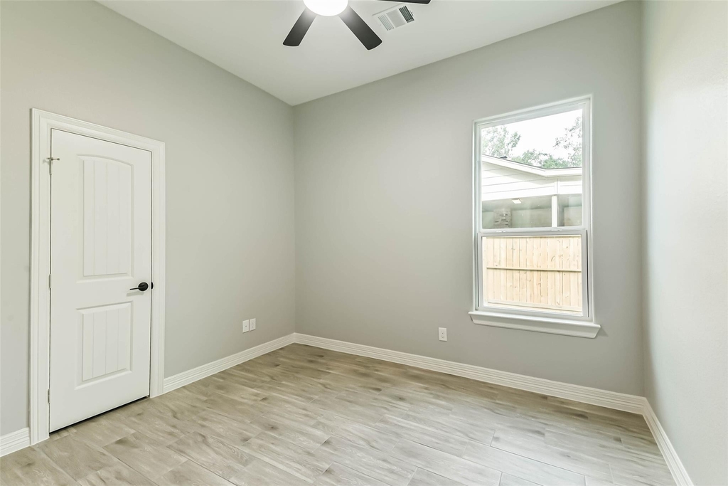 15998 Holly Street - Photo 26