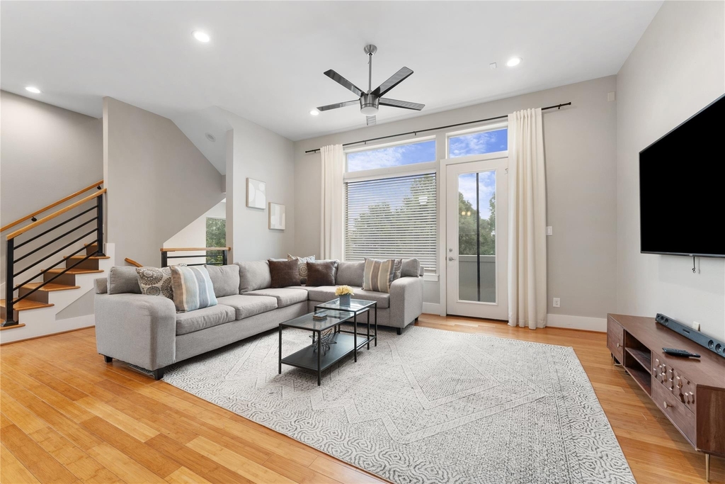 3802 Lovejoy Street - Photo 19