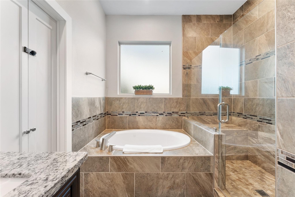 3802 Lovejoy Street - Photo 28