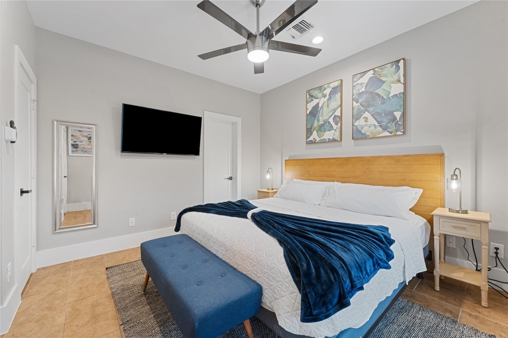3802 Lovejoy Street - Photo 9