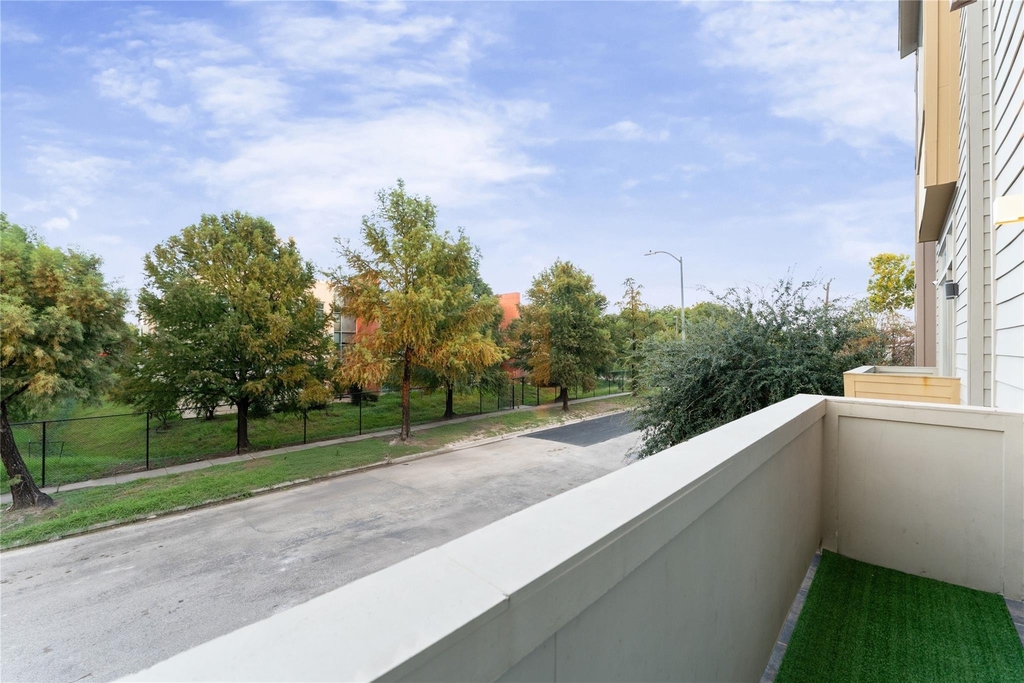 3802 Lovejoy Street - Photo 20