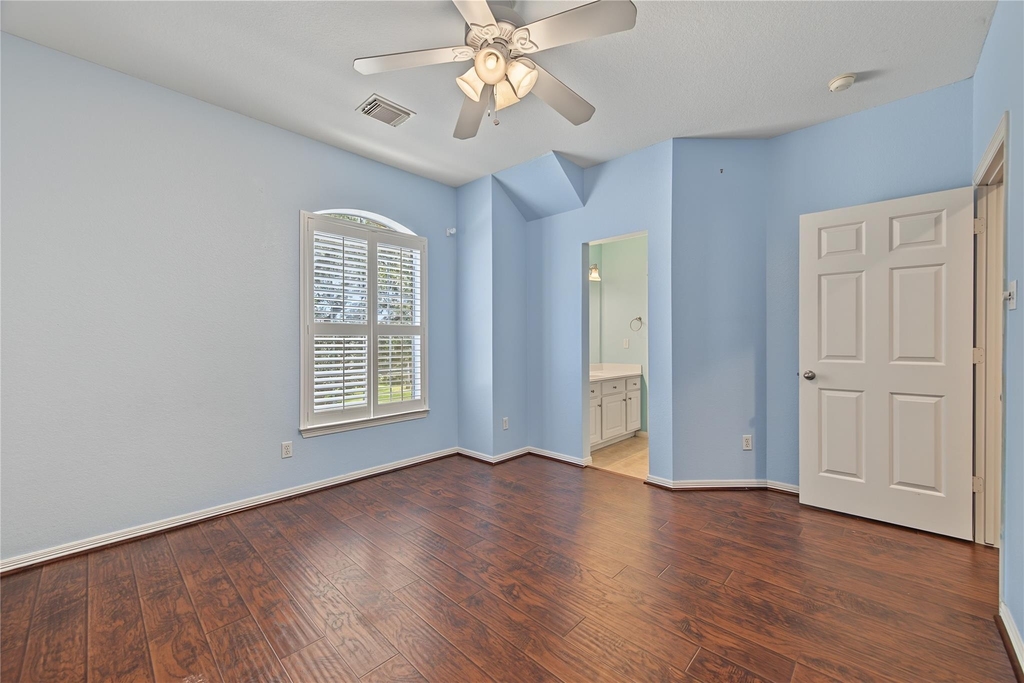 2422 Lansing Circle - Photo 30