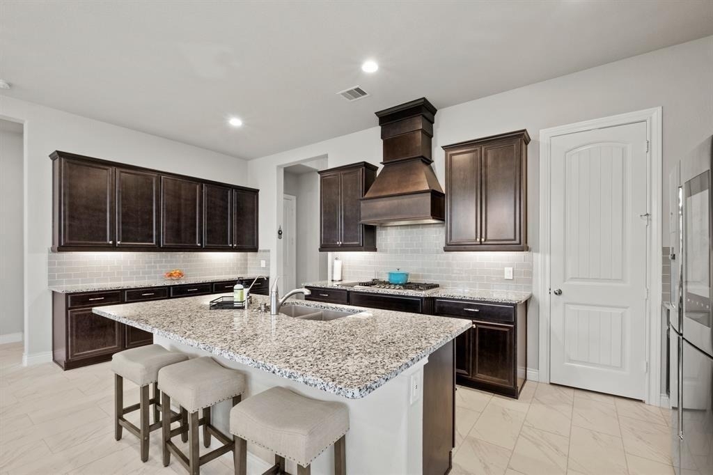 4911 Thunder Creek Lane - Photo 9