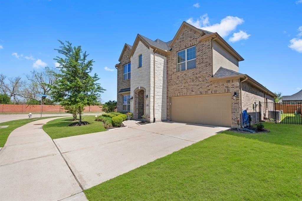 4911 Thunder Creek Lane - Photo 15