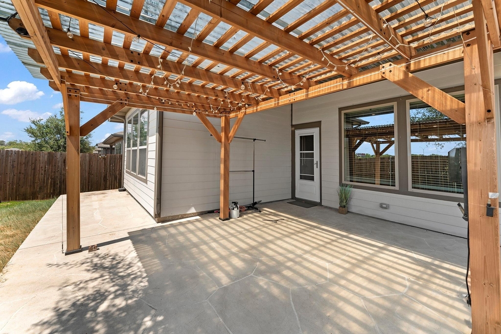 102 Camelia Street - Photo 41