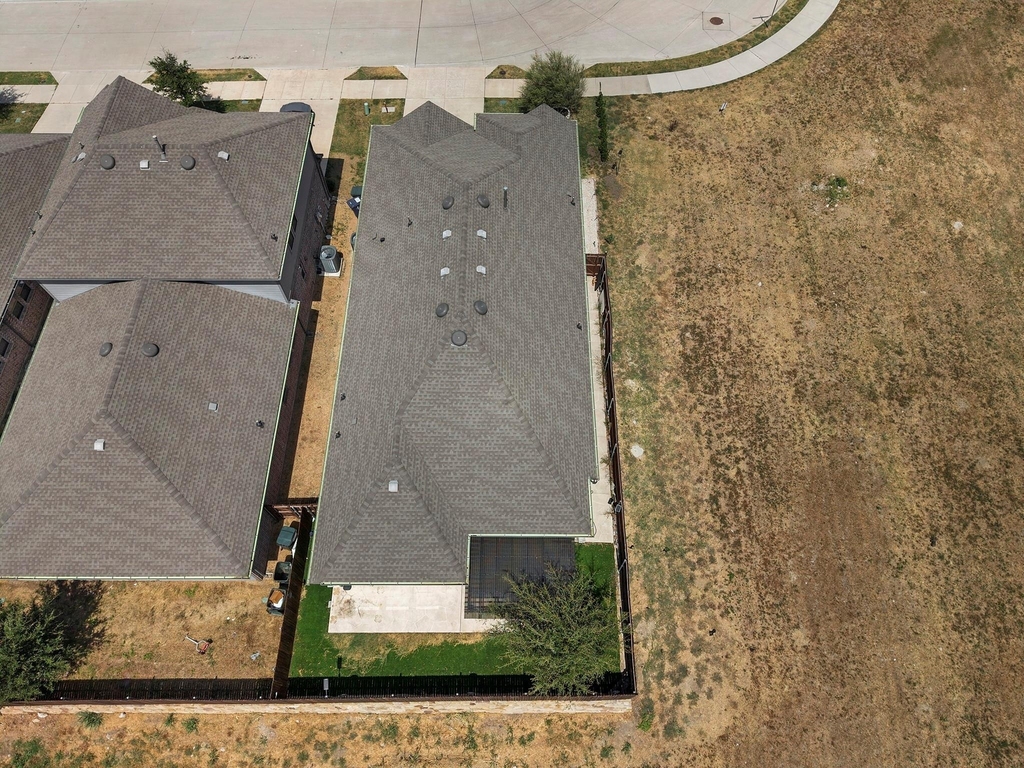 102 Camelia Street - Photo 43