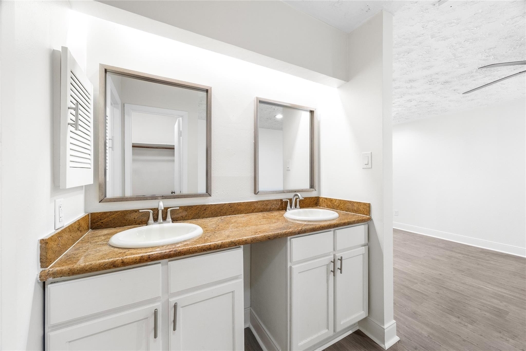 1815 Millbury Drive - Photo 27