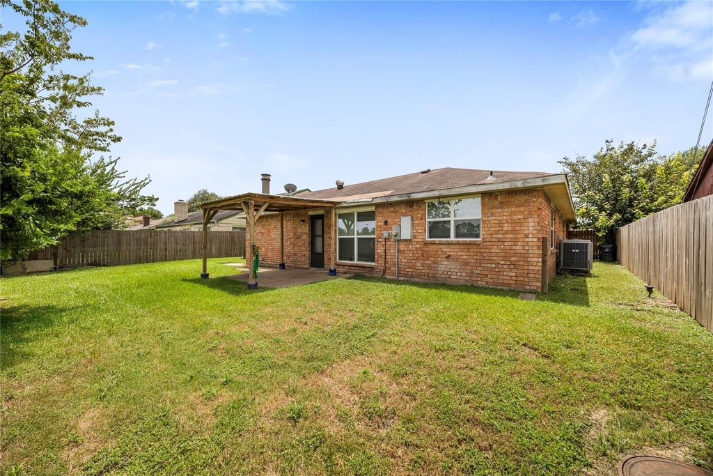 1815 Millbury Drive - Photo 41