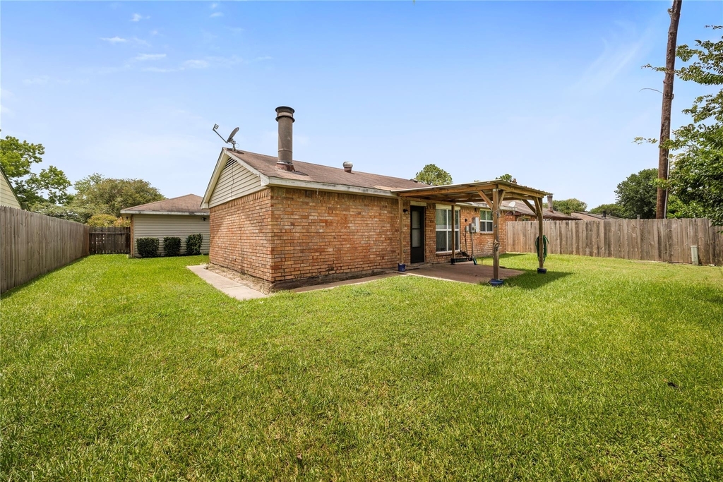 1815 Millbury Drive - Photo 40