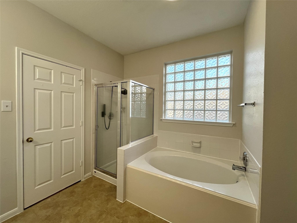 3847 Landon Park Drive - Photo 7