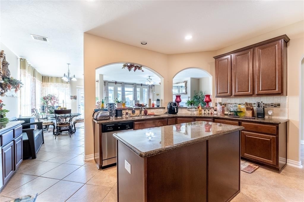 4026 Tuscan Shores Dr - Photo 3