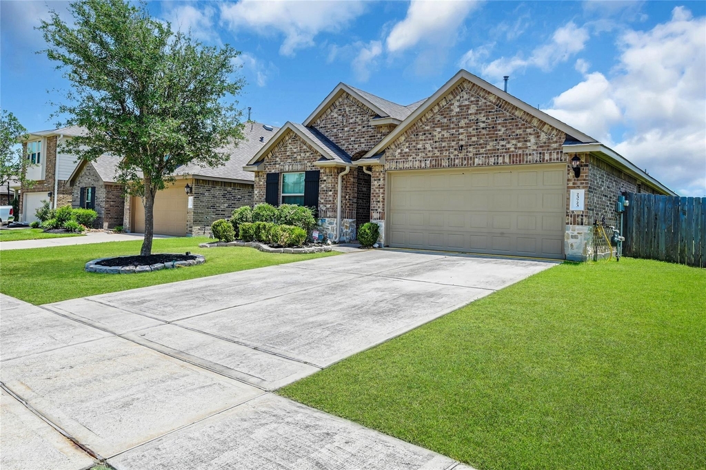 23723 Giardini Drive - Photo 1