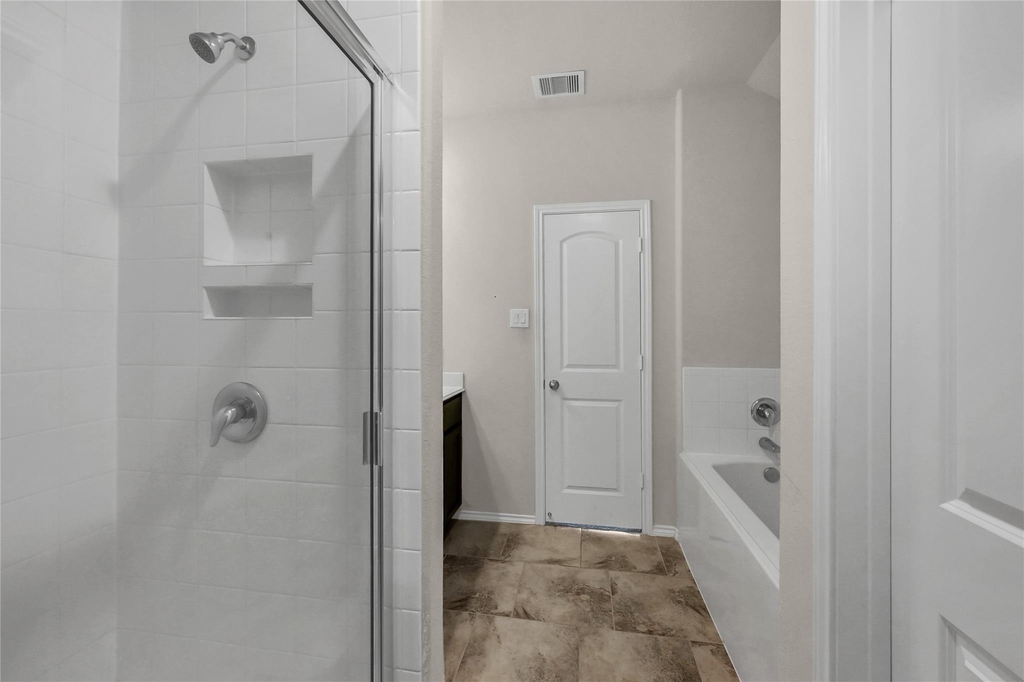 23723 Giardini Drive - Photo 18