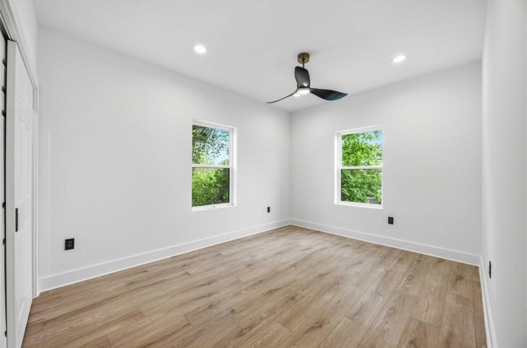 316 Clearwater Street - Photo 8