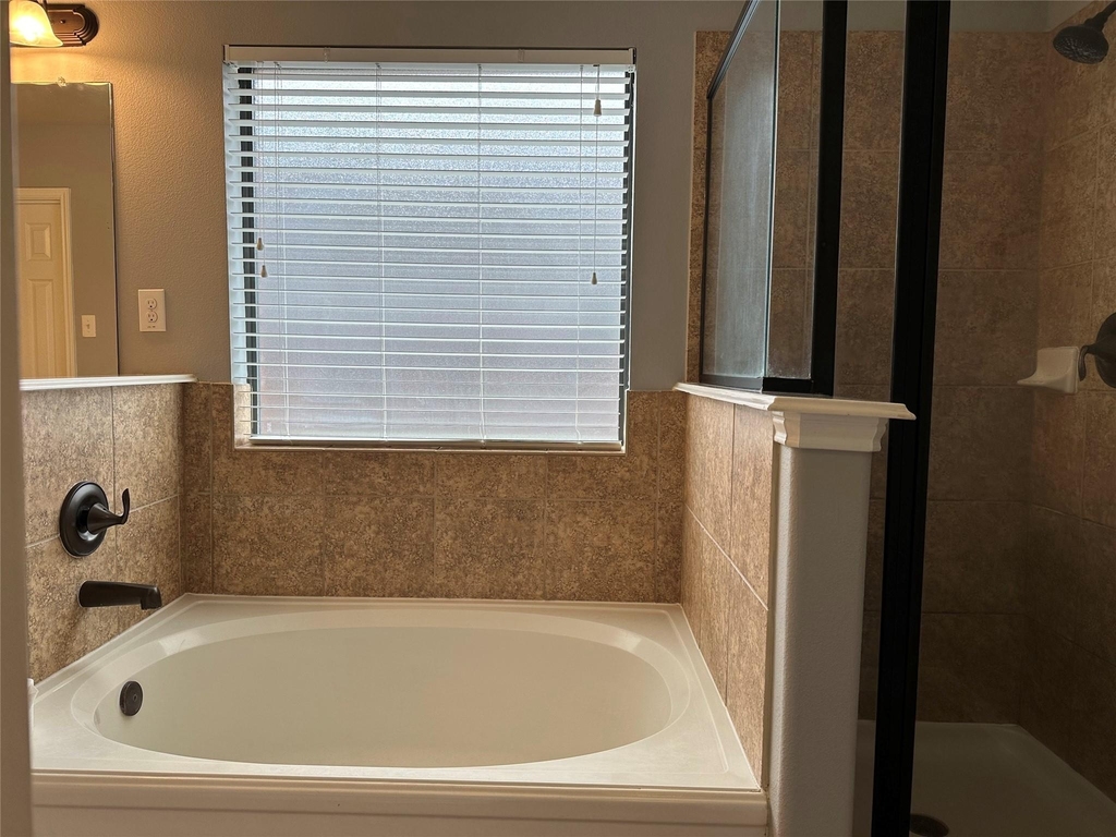 2610 Lexington Park Drive - Photo 12