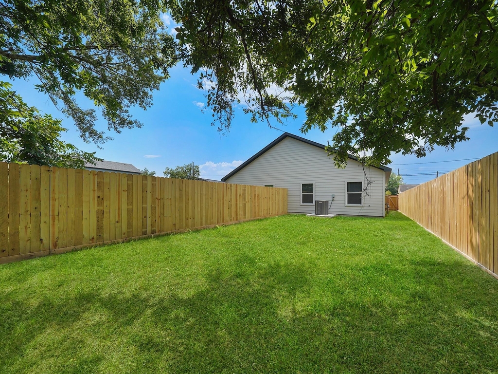8122 Double Avenue - Photo 17