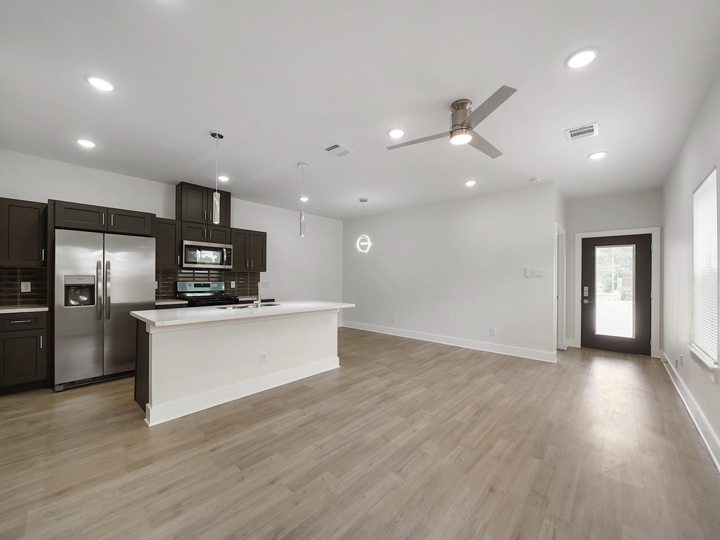 8122 Double Avenue - Photo 7