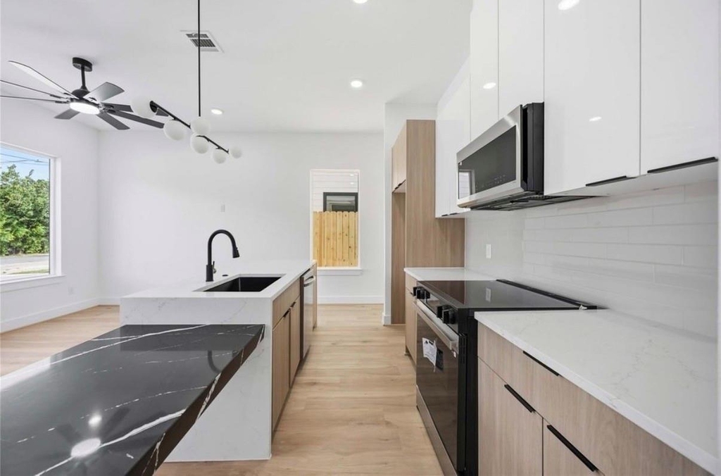 9106 Coffee Street - Photo 6
