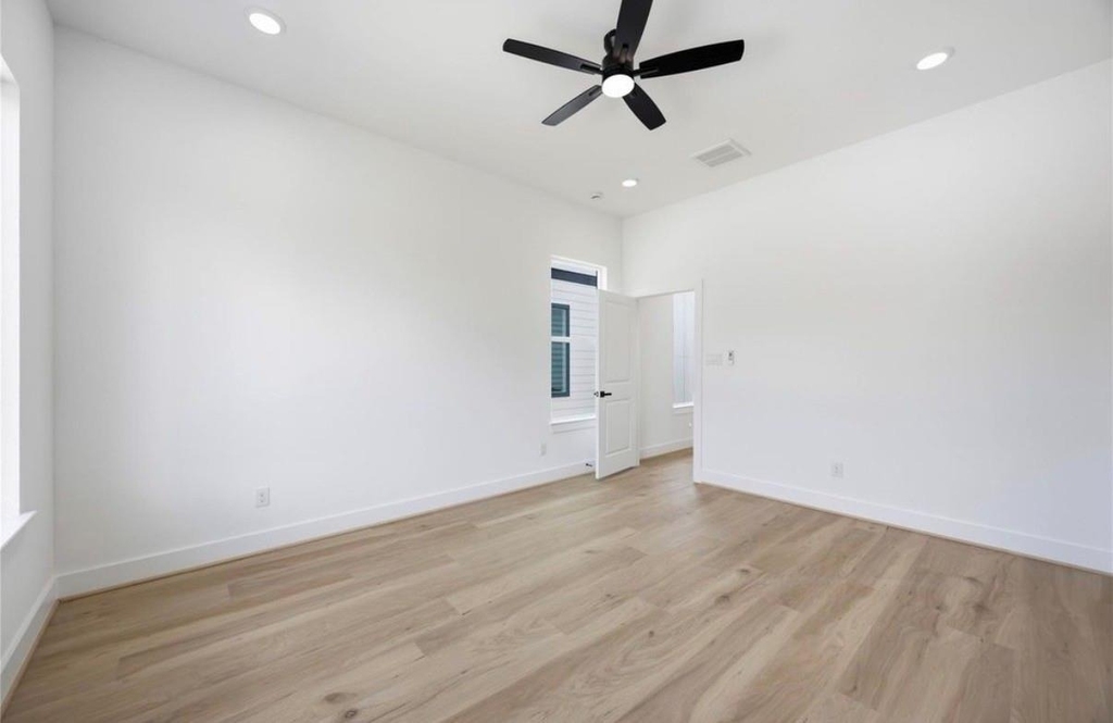 9106 Coffee Street - Photo 15