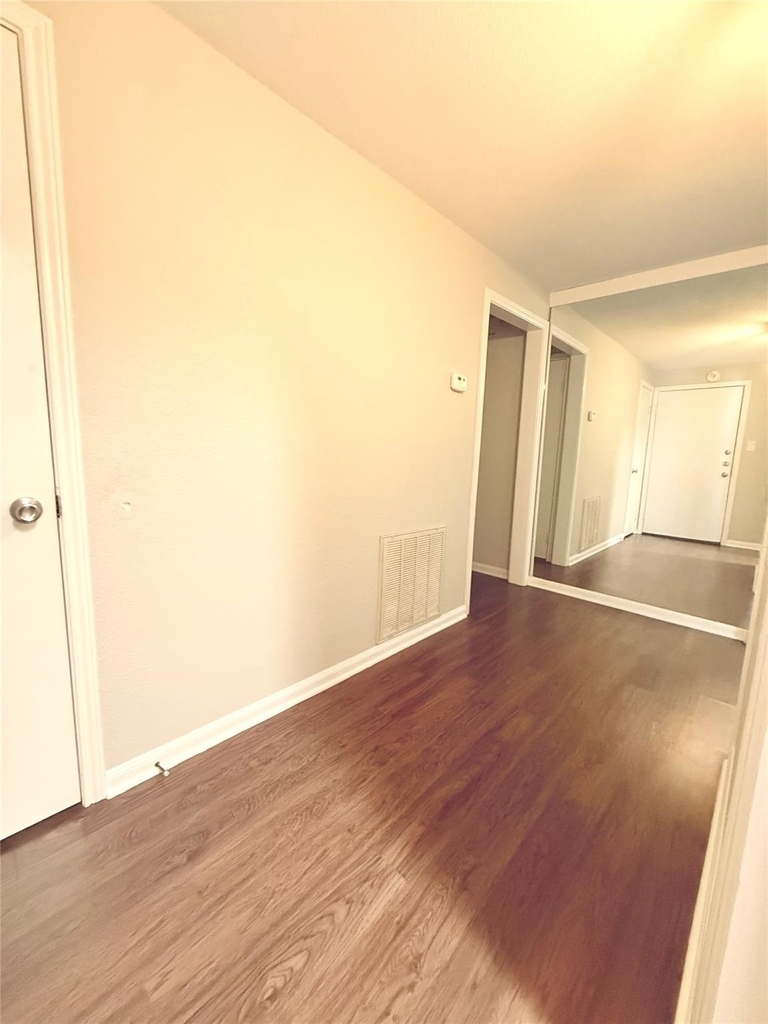 2475 Underwood Street - Photo 4