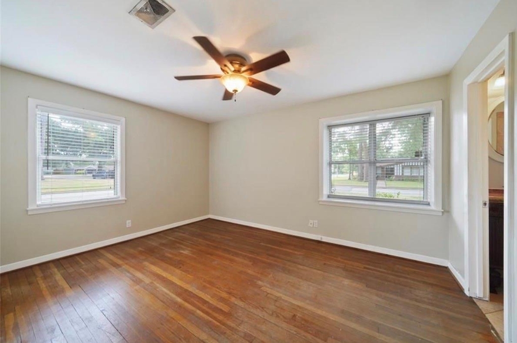 9802 Cedardale Drive - Photo 14