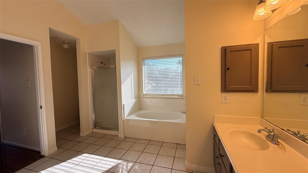 106 Crimson Bay Drive - Photo 18