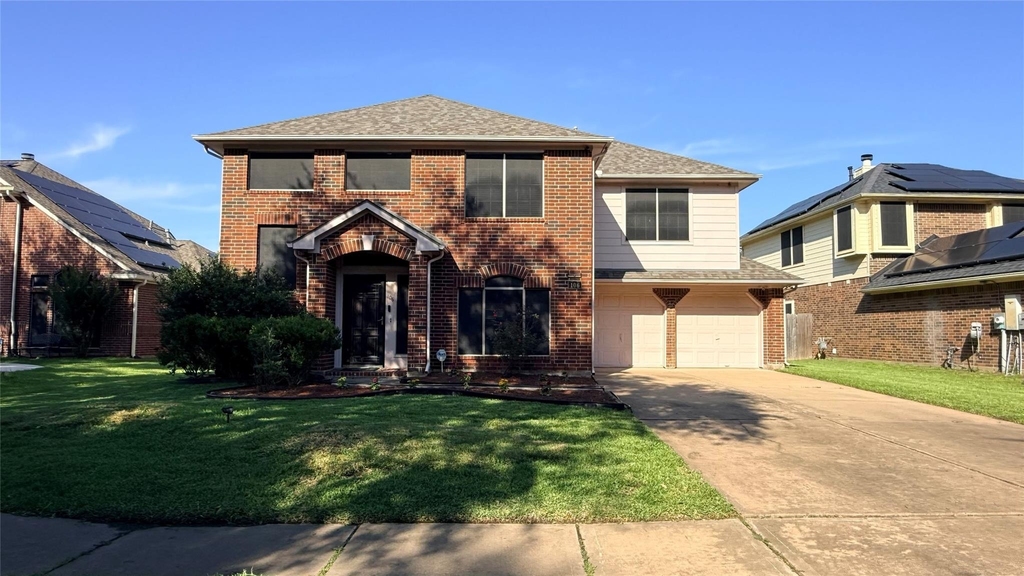 106 Crimson Bay Drive - Photo 1