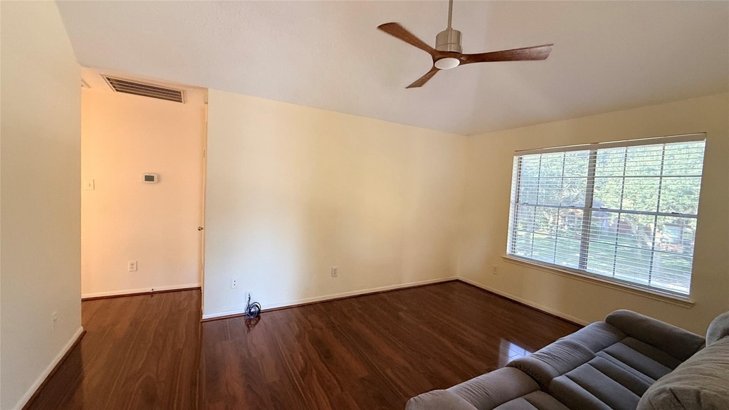 106 Crimson Bay Drive - Photo 14