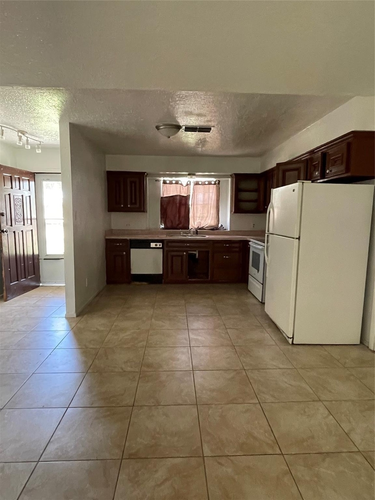 12522 Corning Drive - Photo 1