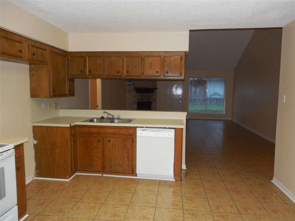 22614 Capitol Landing Lane - Photo 5