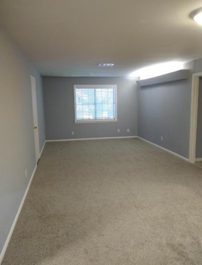 1867 Florida Drive - Photo 4