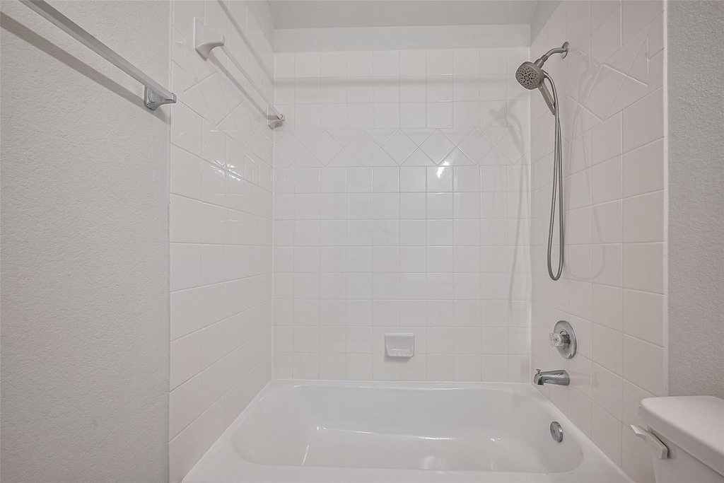 8211 Red Shiner Way - Photo 36