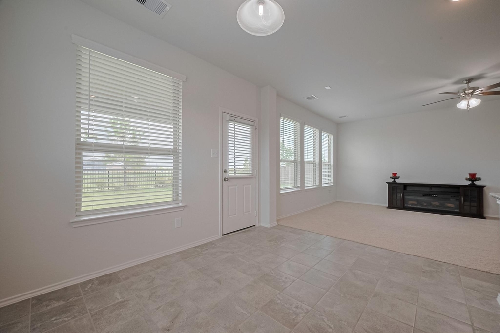 8211 Red Shiner Way - Photo 8
