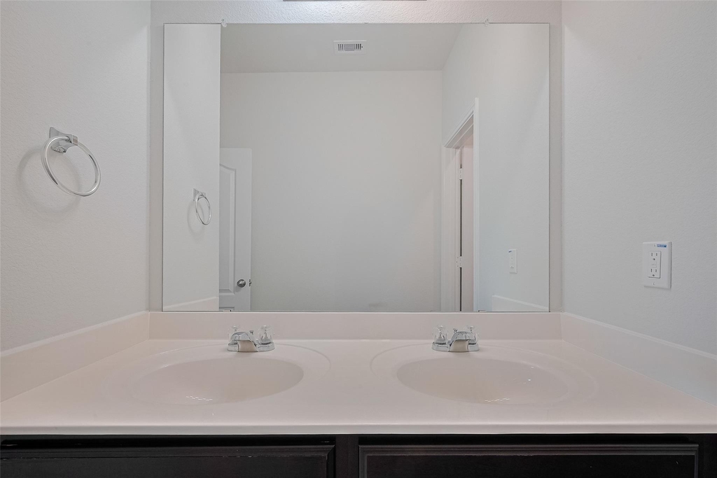 8211 Red Shiner Way - Photo 43