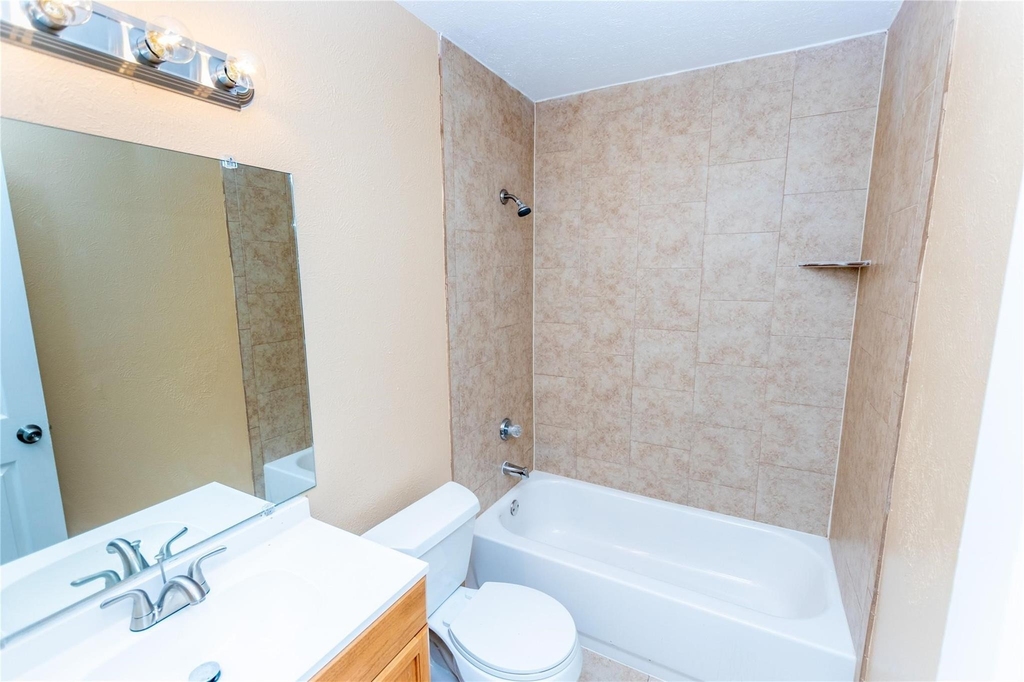 5610 Wallis Trail Court - Photo 11