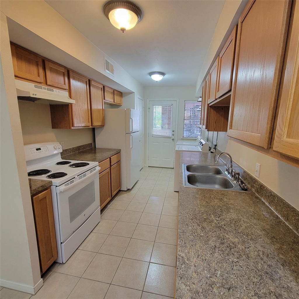 5208 Arboles Drive - Photo 8