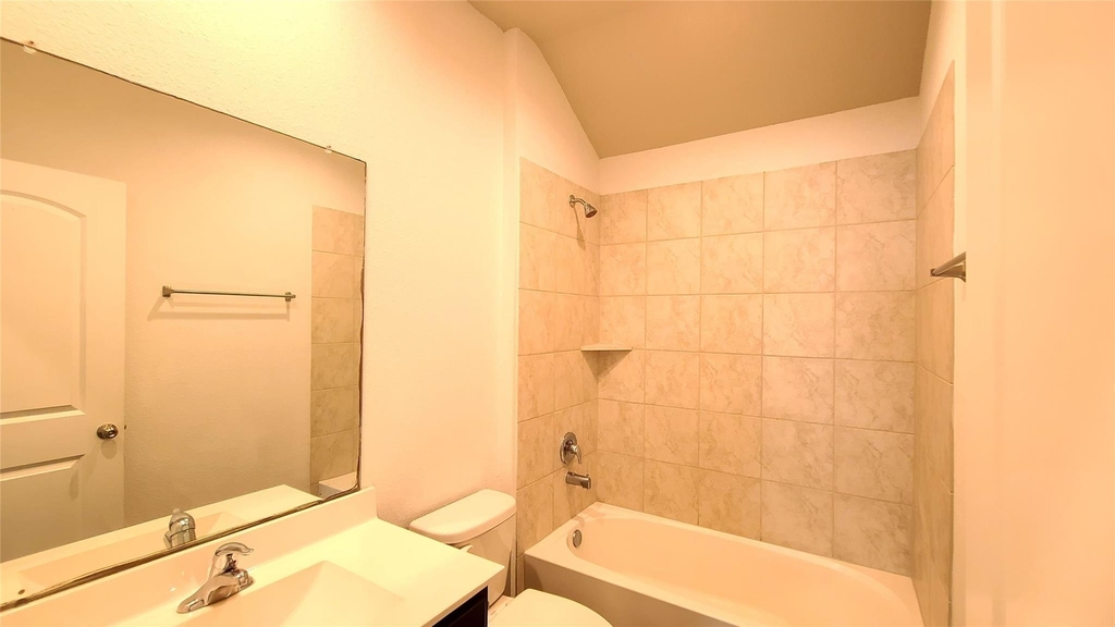 4406 Follina Trail - Photo 17