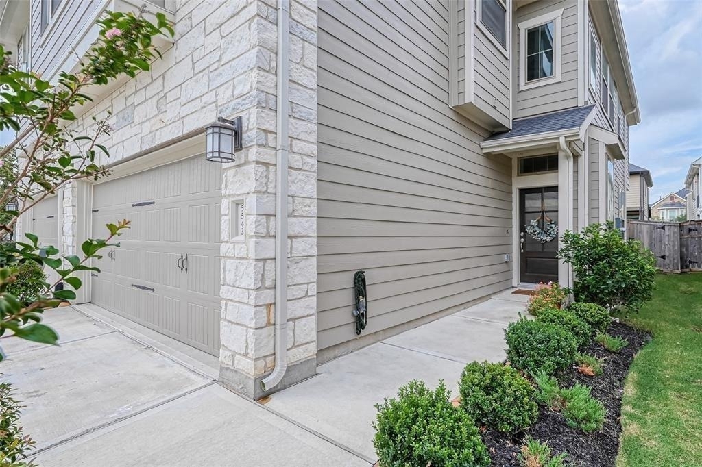 5542 Sallow Bay Lane - Photo 0