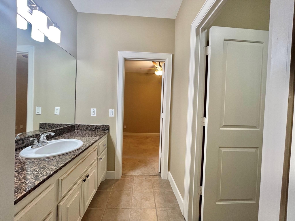 219 W 27th Street - Photo 12