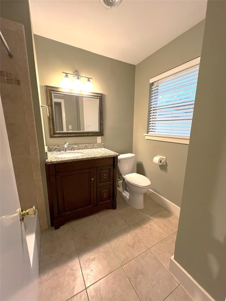 10014 Cedardale Drive - Photo 17