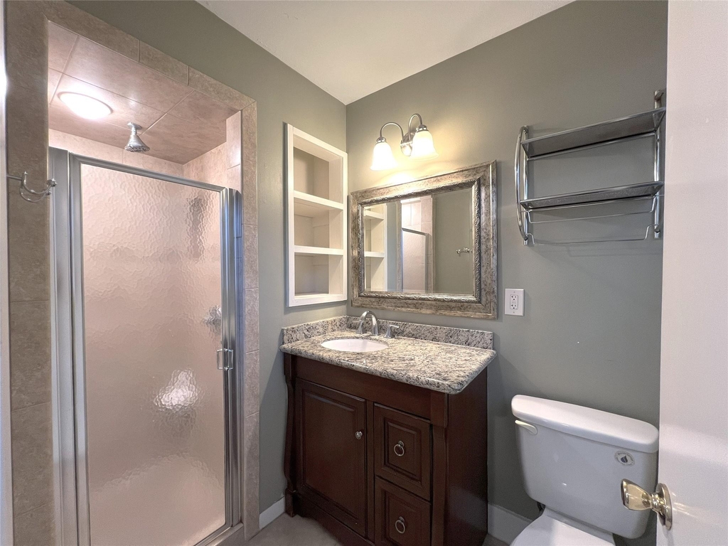 10014 Cedardale Drive - Photo 15