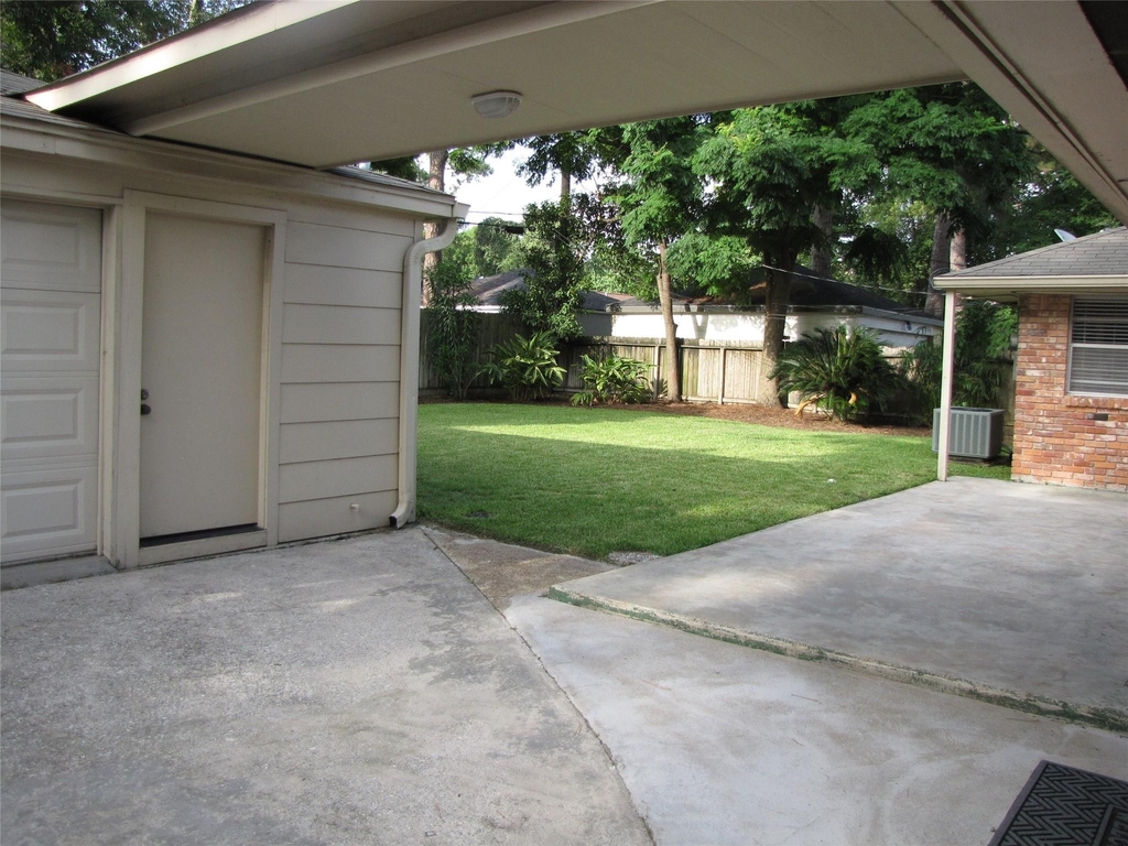 10014 Cedardale Drive - Photo 21