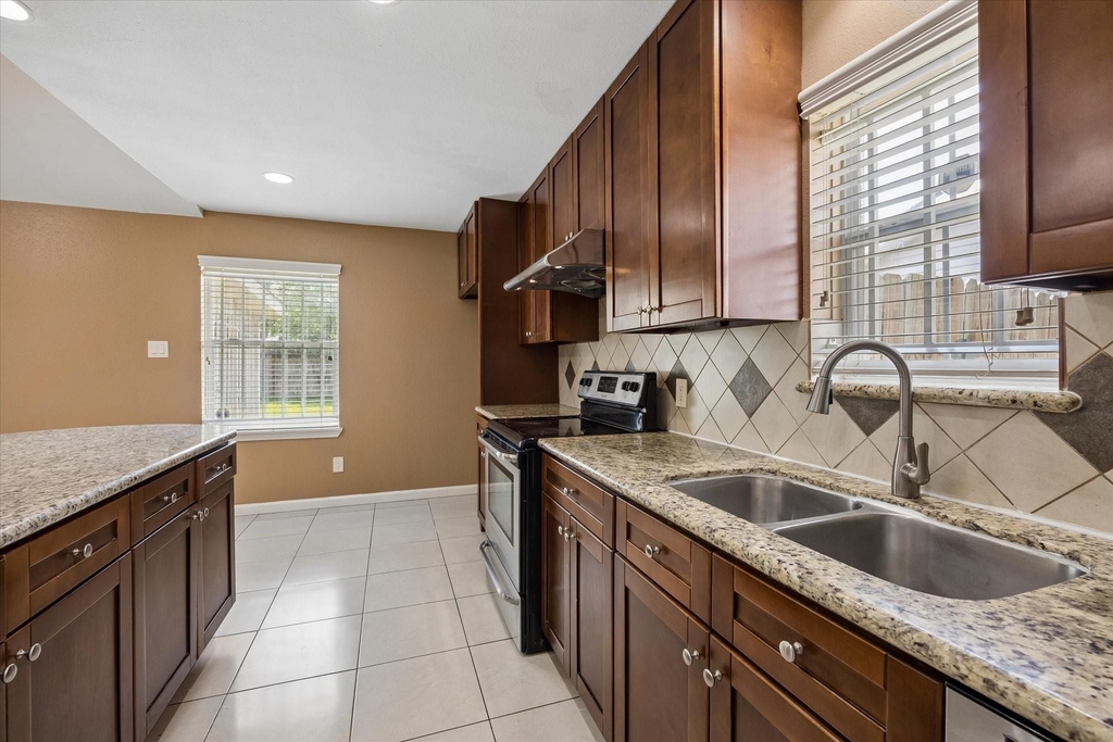 12015 Sea Shore Drive - Photo 2